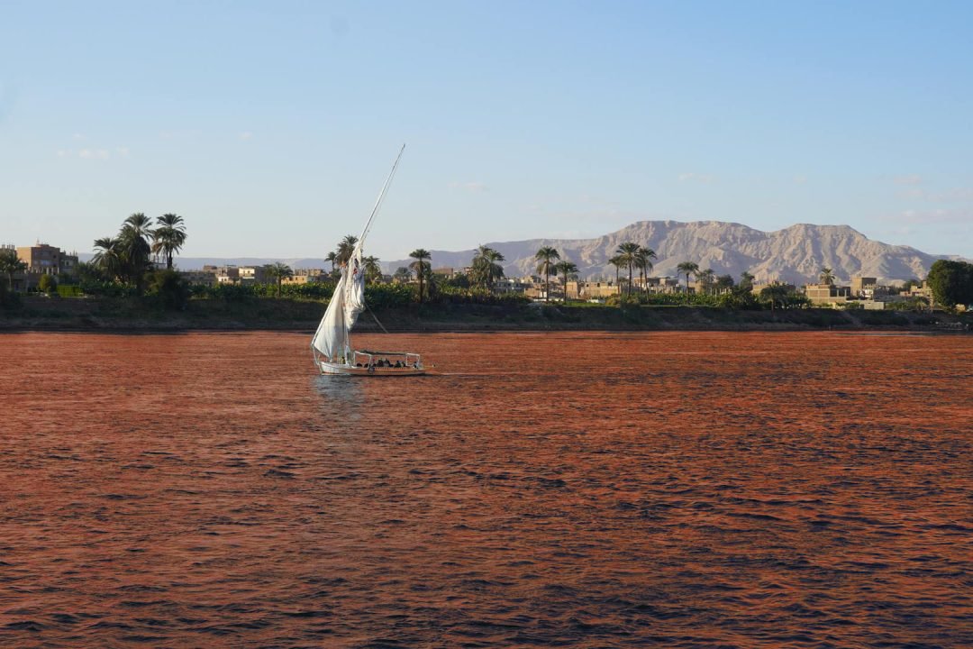 O Sangue do Nilo e o Vinho de Caná